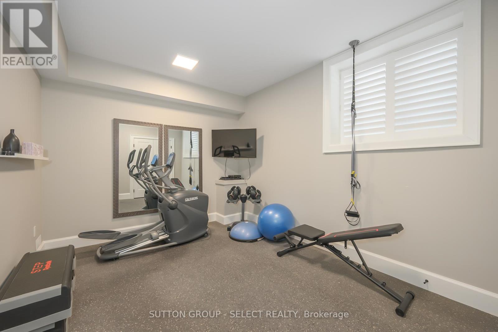 1832 Upper West Avenue, London South (South B), Ontario  N6K 0H9 - Photo 31 - X12386429