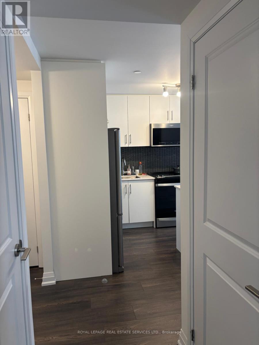 260 - 65 Attmar Drive, Brampton, Ontario  L6P 0Y6 - Photo 3 - W12386340