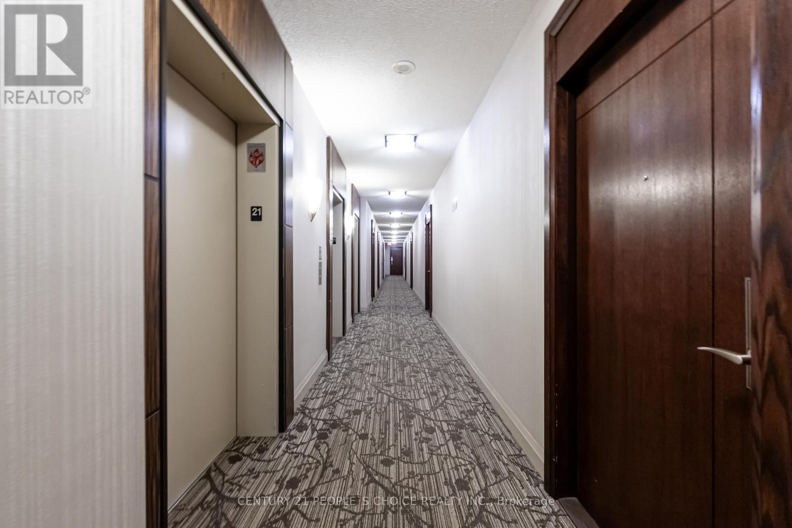 2118 - 339 Rathburn Road, Mississauga (City Centre), Ontario  L5B 0K6 - Photo 5 - W12386349