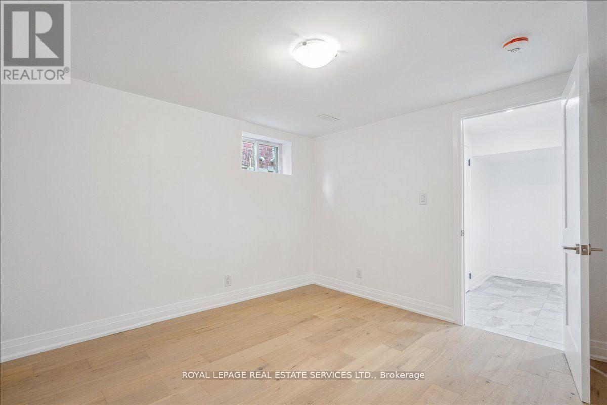 14 Ramsbury Road, Toronto, Ontario  M8Z 4V3 - Photo 25 - W12386373