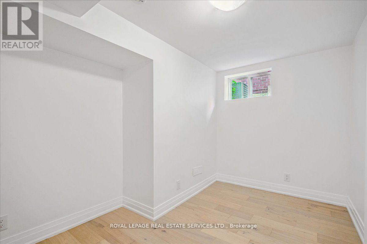 14 Ramsbury Road, Toronto, Ontario  M8Z 4V3 - Photo 29 - W12386373