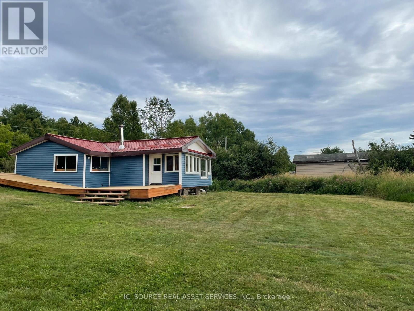 596c Ham Lake Road E, Killarney, Ontario  P0M 1A0 - Photo 9 - X12386244
