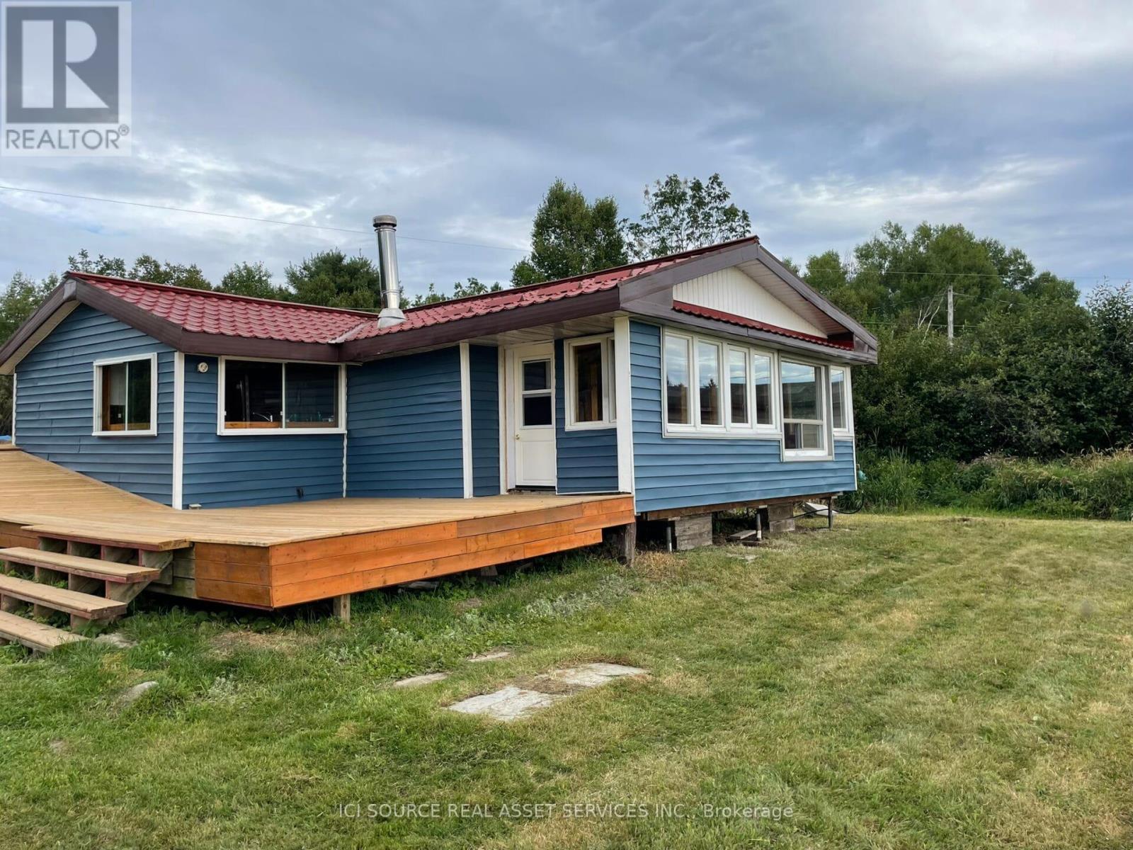 596c Ham Lake Road E, Killarney, Ontario  P0M 1A0 - Photo 10 - X12386244