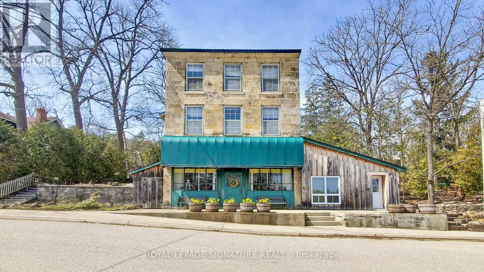 216 BARDEN STREET, Guelph/Eramosa, Ontario