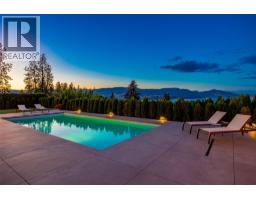 415 Curlew Drive Upper Mission, Kelowna, Ca