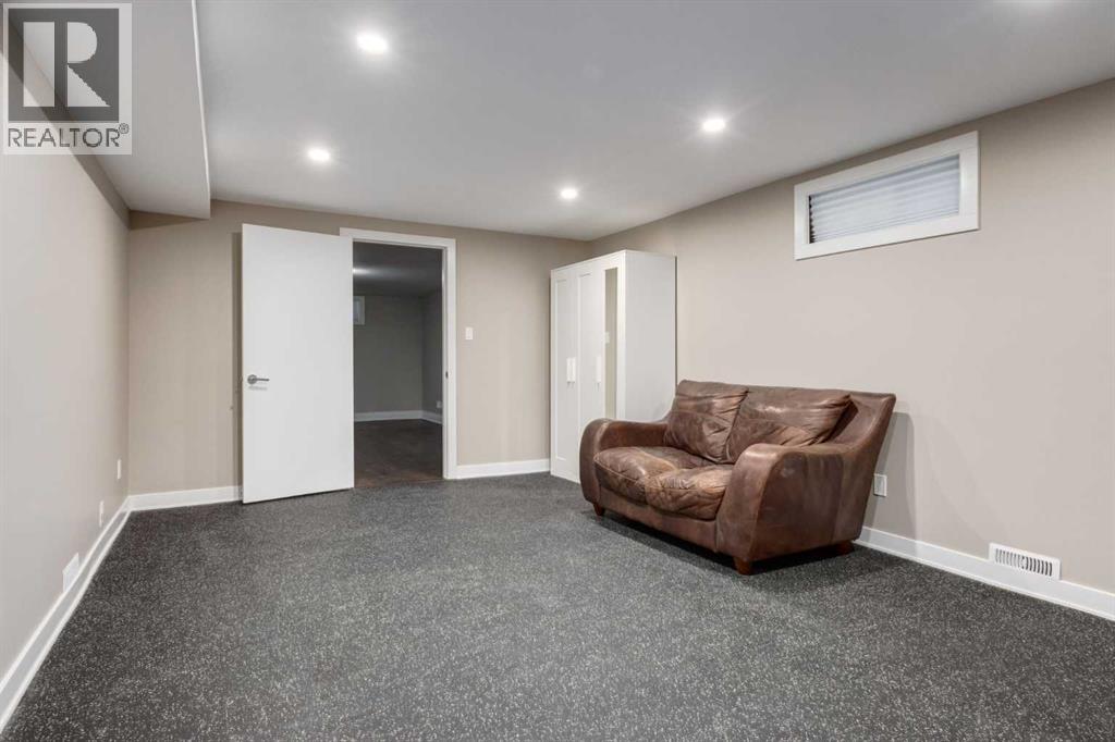 534 Cantrell Drive Sw, Calgary, Alberta  T2W 2K7 - Photo 28 - A2251782
