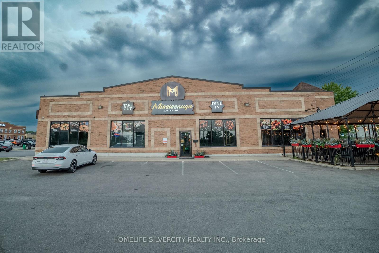 4870 Tomken Road, Mississauga (Northeast), Ontario  L4W 1J8 - Photo 1 - W12386407