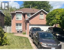 32 LACHLAN DRIVE, Ajax, Ontario