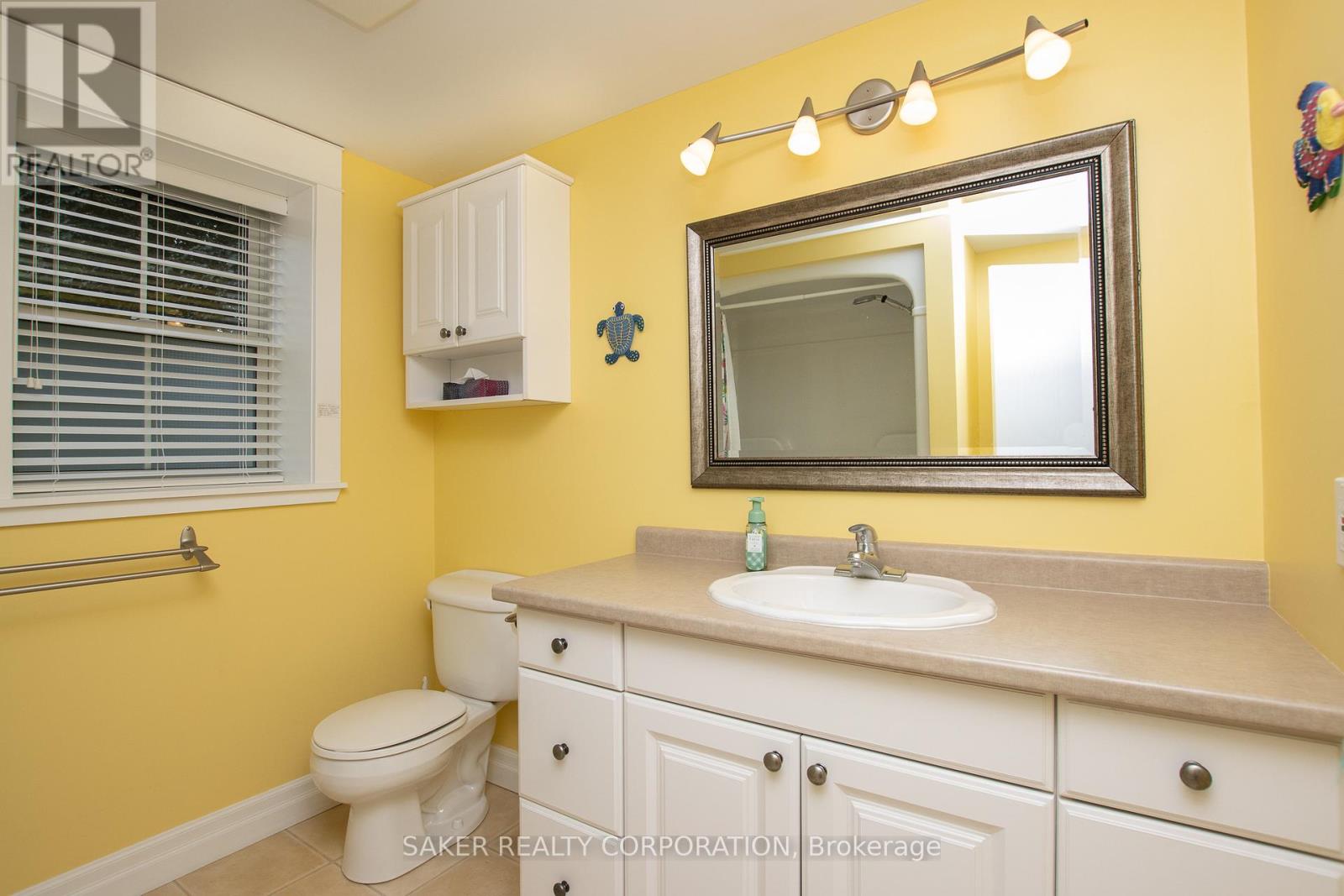 71247 Elizabeth Street, Bluewater, Ontario  N0M 1N0 - Photo 17 - X12382350