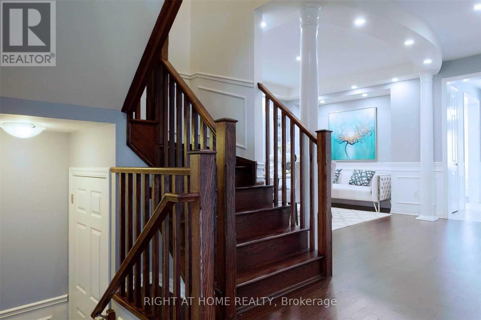 1368 Connaught Terrace, Milton, Ontario  L9E 0B8 - Photo 11 - W12386468