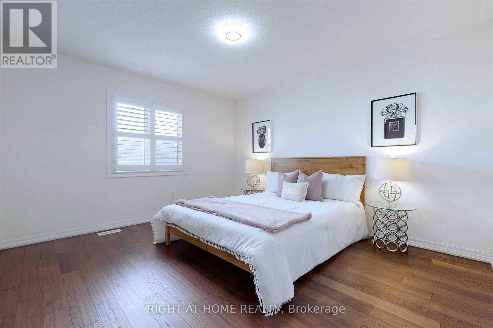 1368 Connaught Terrace, Milton, Ontario  L9E 0B8 - Photo 25 - W12386468