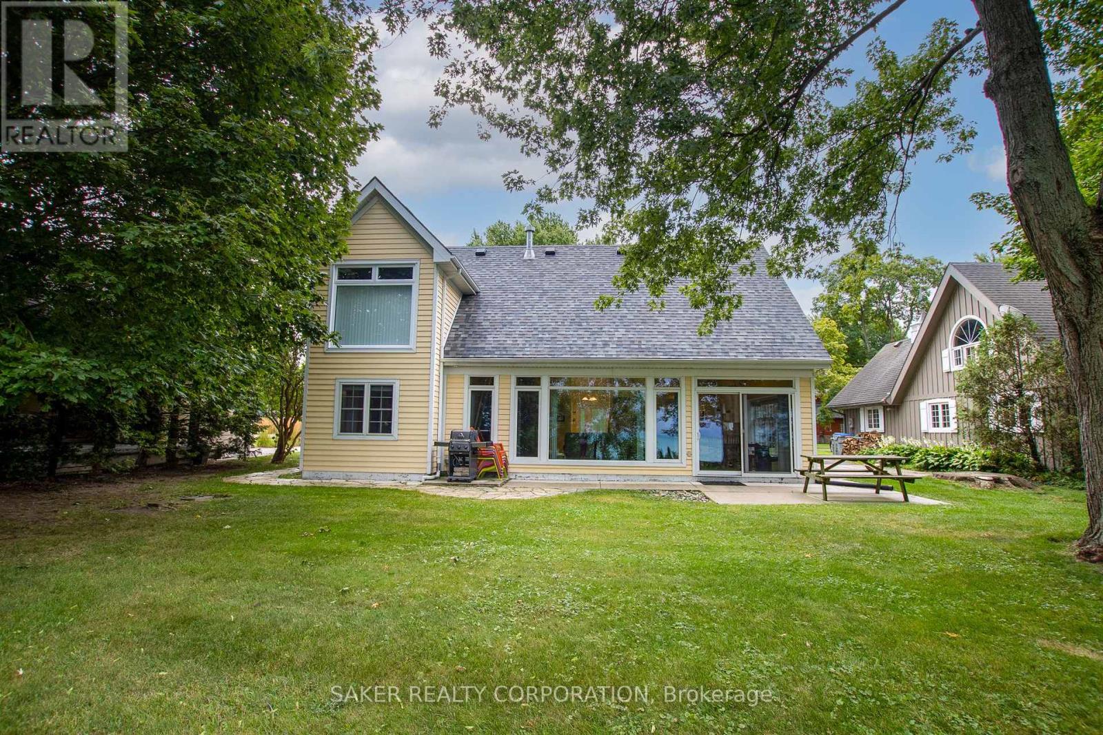 71247 Elizabeth Street, Bluewater, Ontario  N0M 1N0 - Photo 8 - X12382350