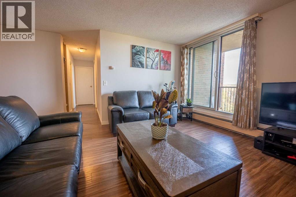 Property at 710, 4944 Dalton Drive NW image 4