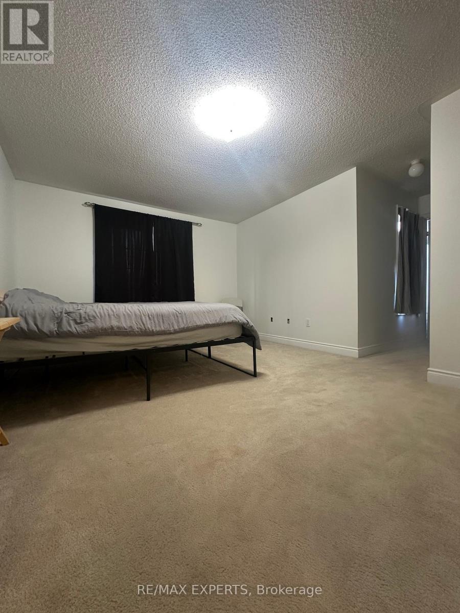 2 Louvre Circle, Brampton, Ontario  L6P 1V9 - Photo 29 - W12382107