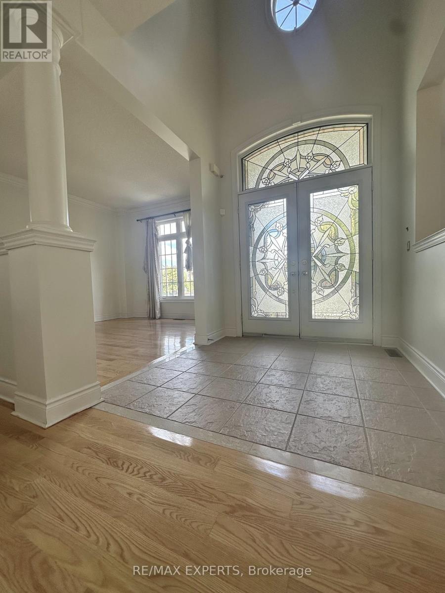 Property at 2 LOUVRE CIRCLE image 5