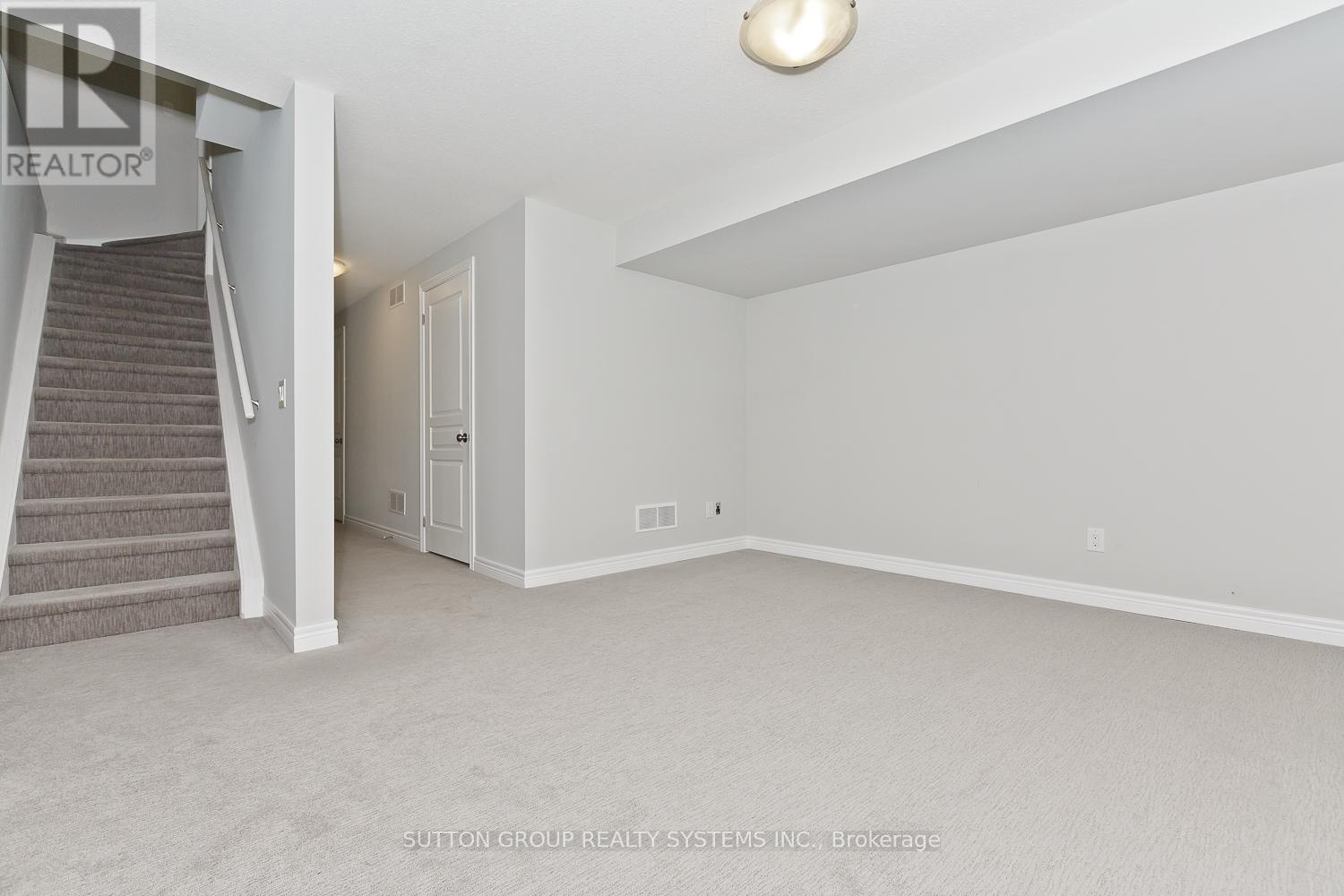 50 - 7768 Ascot Circle, Niagara Falls (Ascot), Ontario  L2H 3P9 - Photo 26 - X12386434