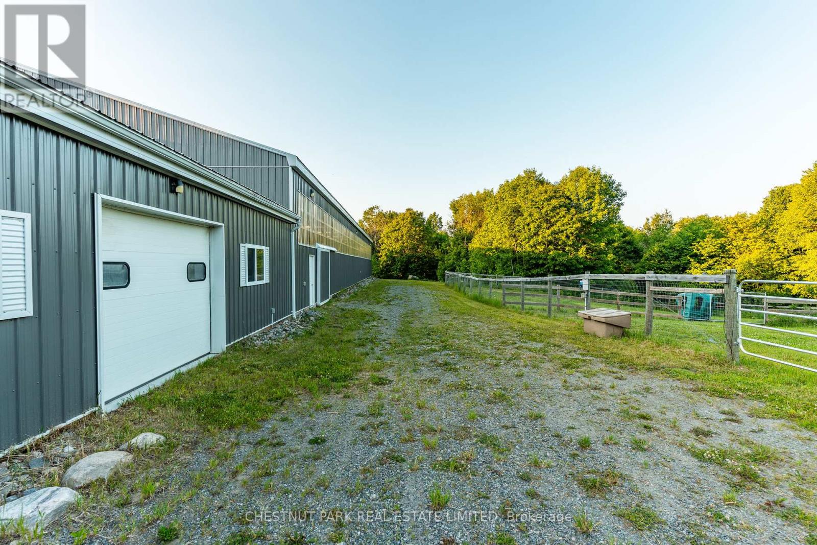 1123 Nu-Ne Lane, Algonquin Highlands, Ontario  K0M 1S0 - Photo 15 - X12386453
