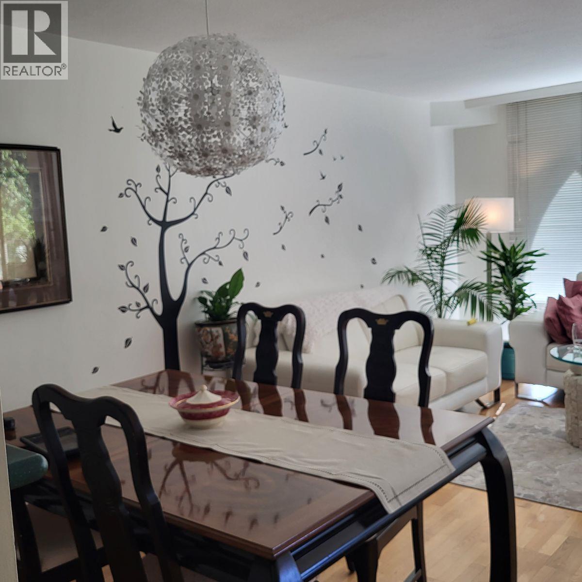 205 1327 E Keith Road, North Vancouver, British Columbia  V7J 3T5 - Photo 2 - R3044244