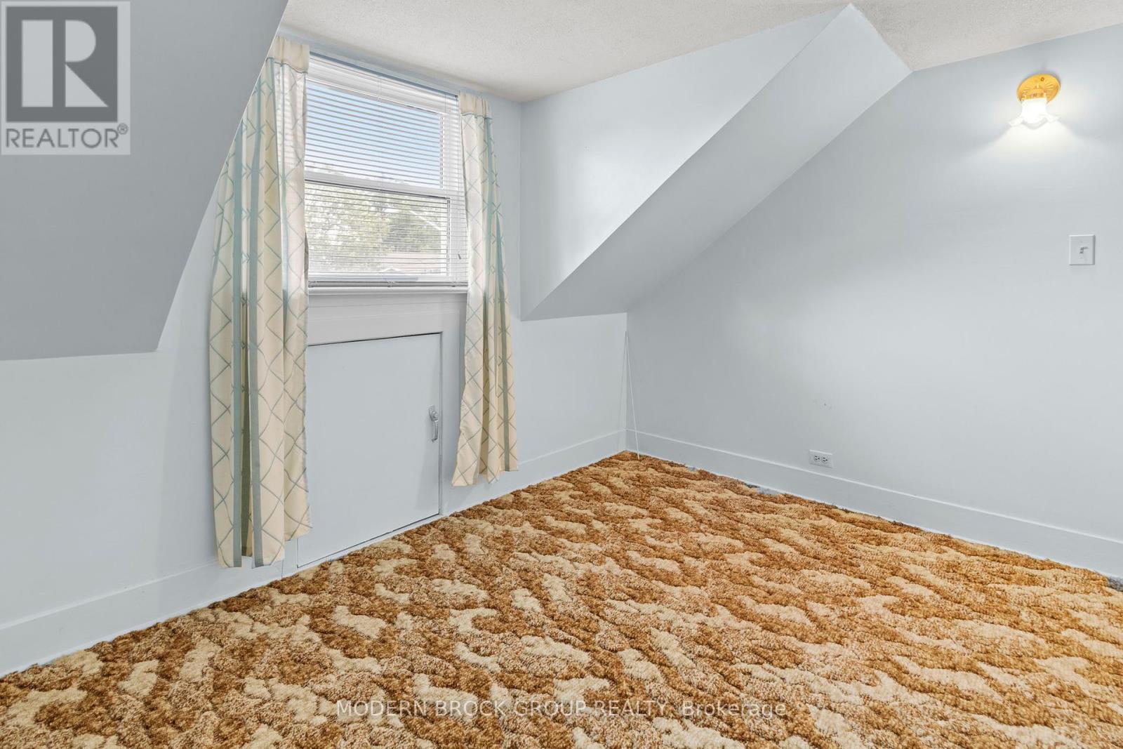 35 Broadway Avenue, Brockville, Ontario  K6V 1T9 - Photo 19 - X12386479