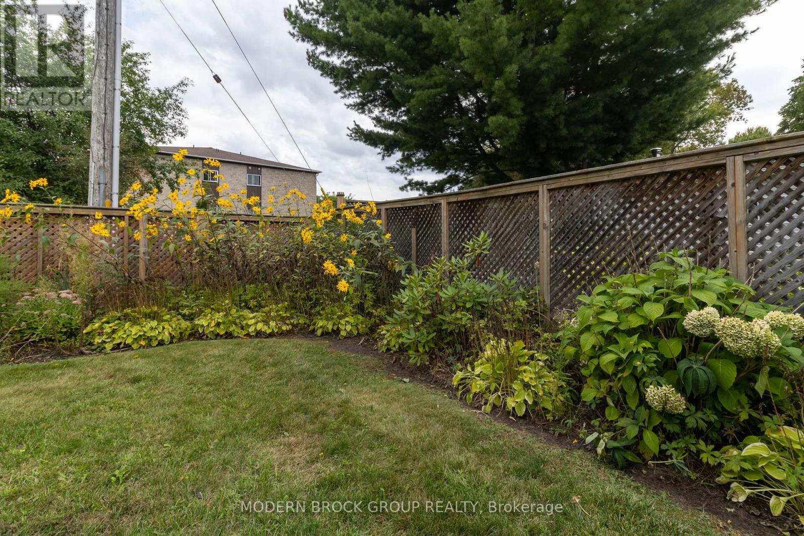 35 Broadway Avenue, Brockville, Ontario  K6V 1T9 - Photo 36 - X12386479