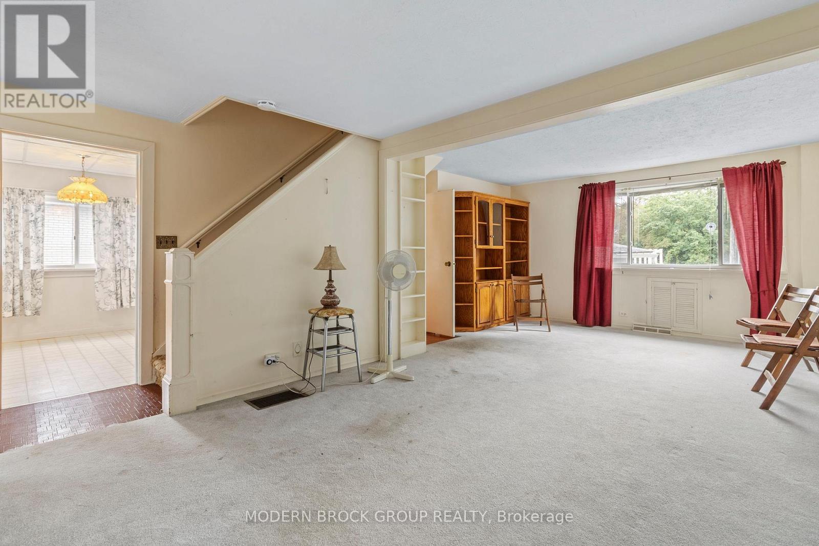 35 Broadway Avenue, Brockville, Ontario  K6V 1T9 - Photo 6 - X12386479