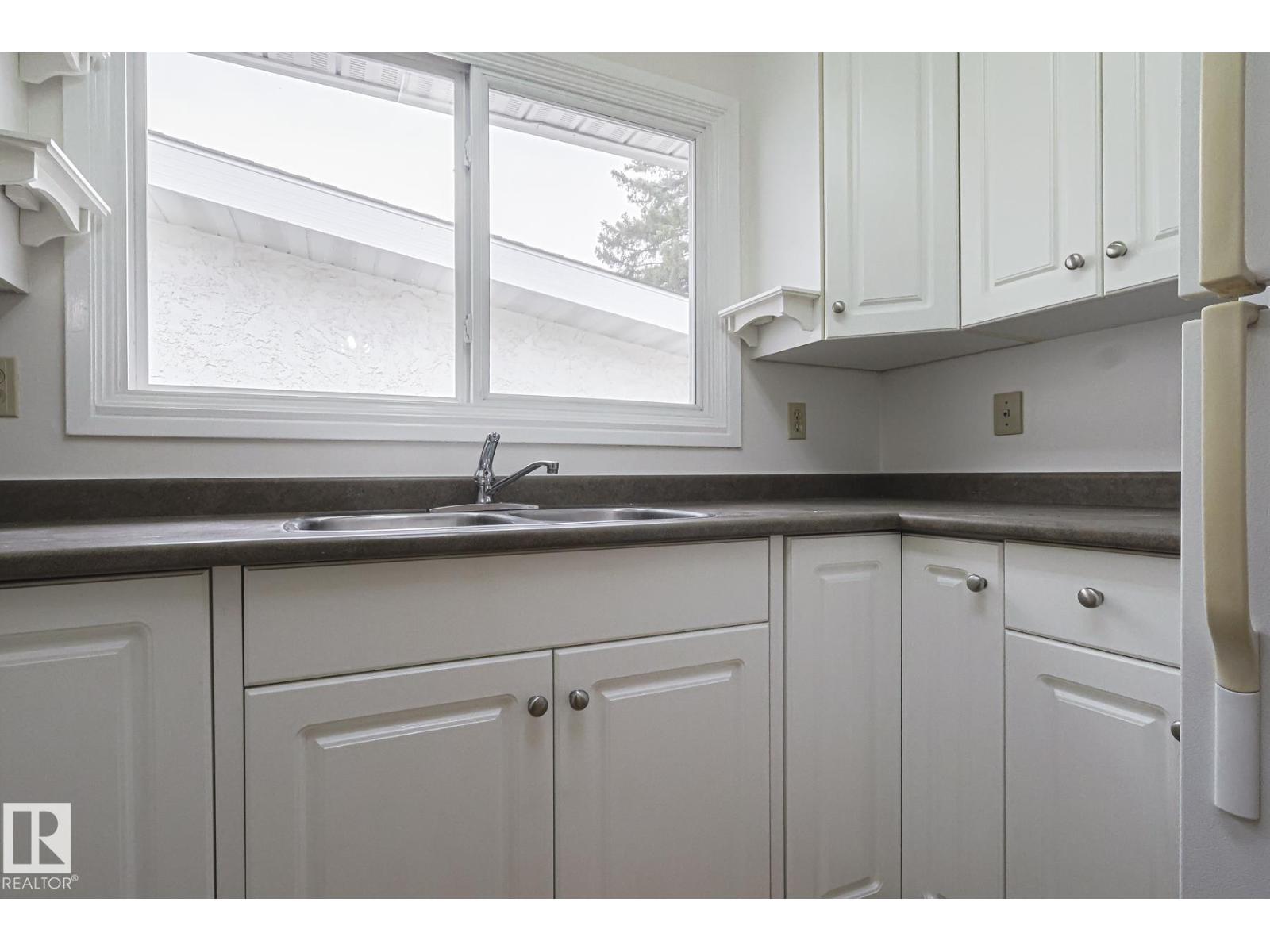 Unknown Address, ,    - Photo 3 - E4456567