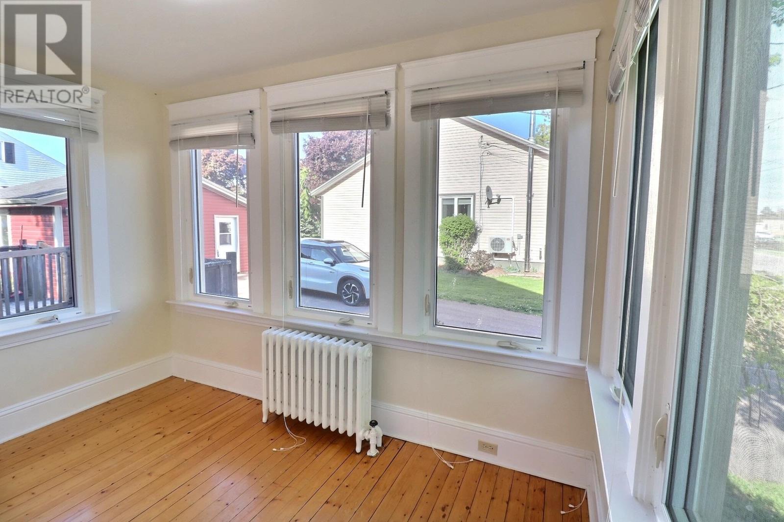 16 Hawthorne Avenue, Charlottetown, Prince Edward Island  C1A 2Y1 - Photo 11 - 202522588