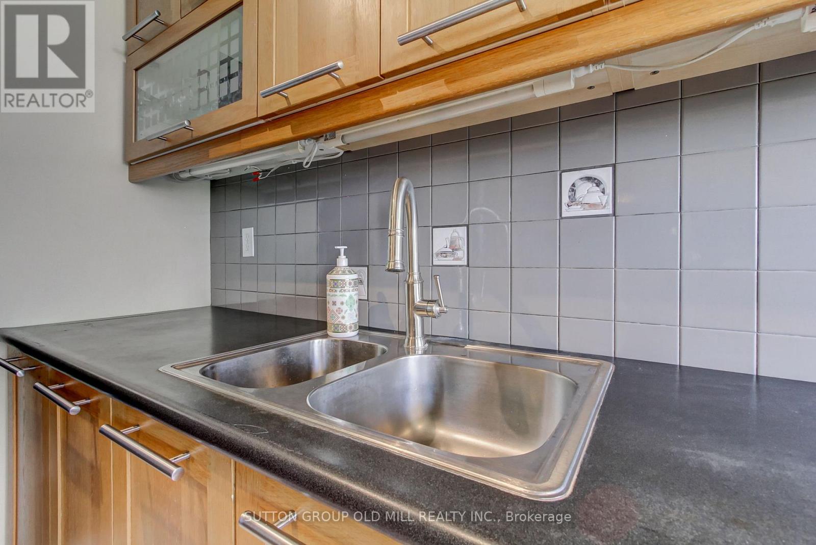 1604 - 133 Torresdale Avenue, Toronto (Westminster-Branson), Ontario  M2R 3T2 - Photo 15 - C12386498