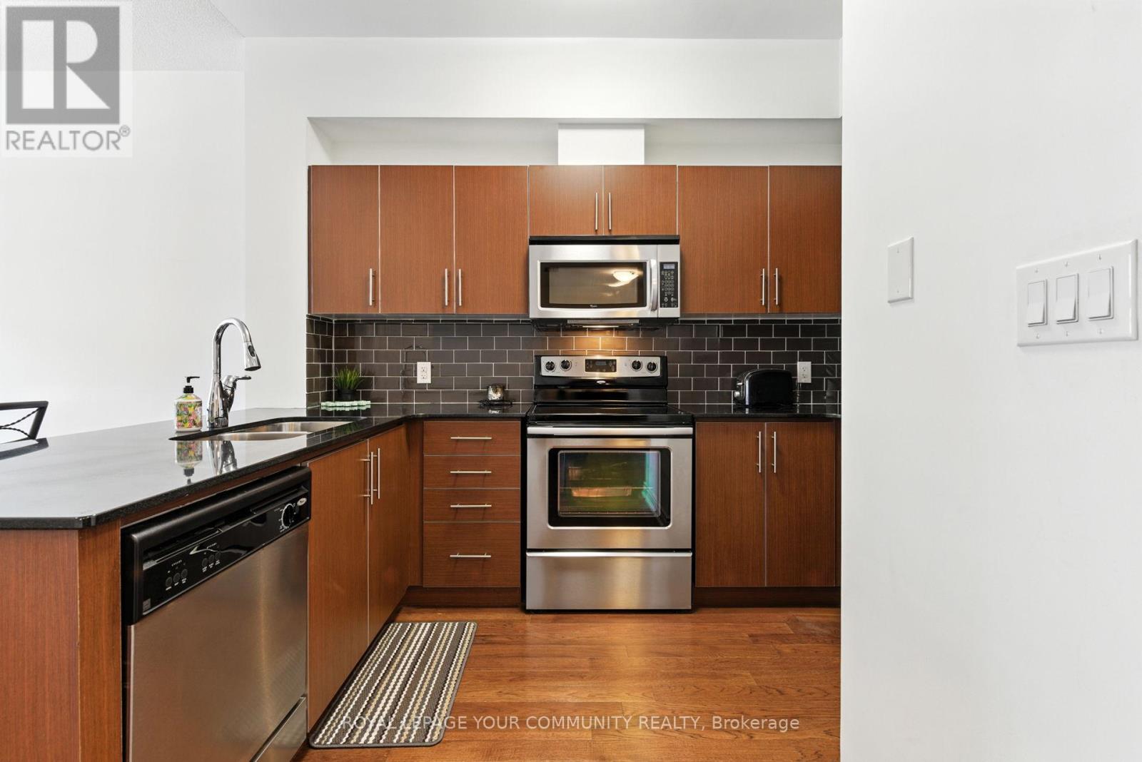 540 - 281 Woodbridge Avenue, Vaughan, Ontario  L4L 0C6 - Photo 12 - N12386491