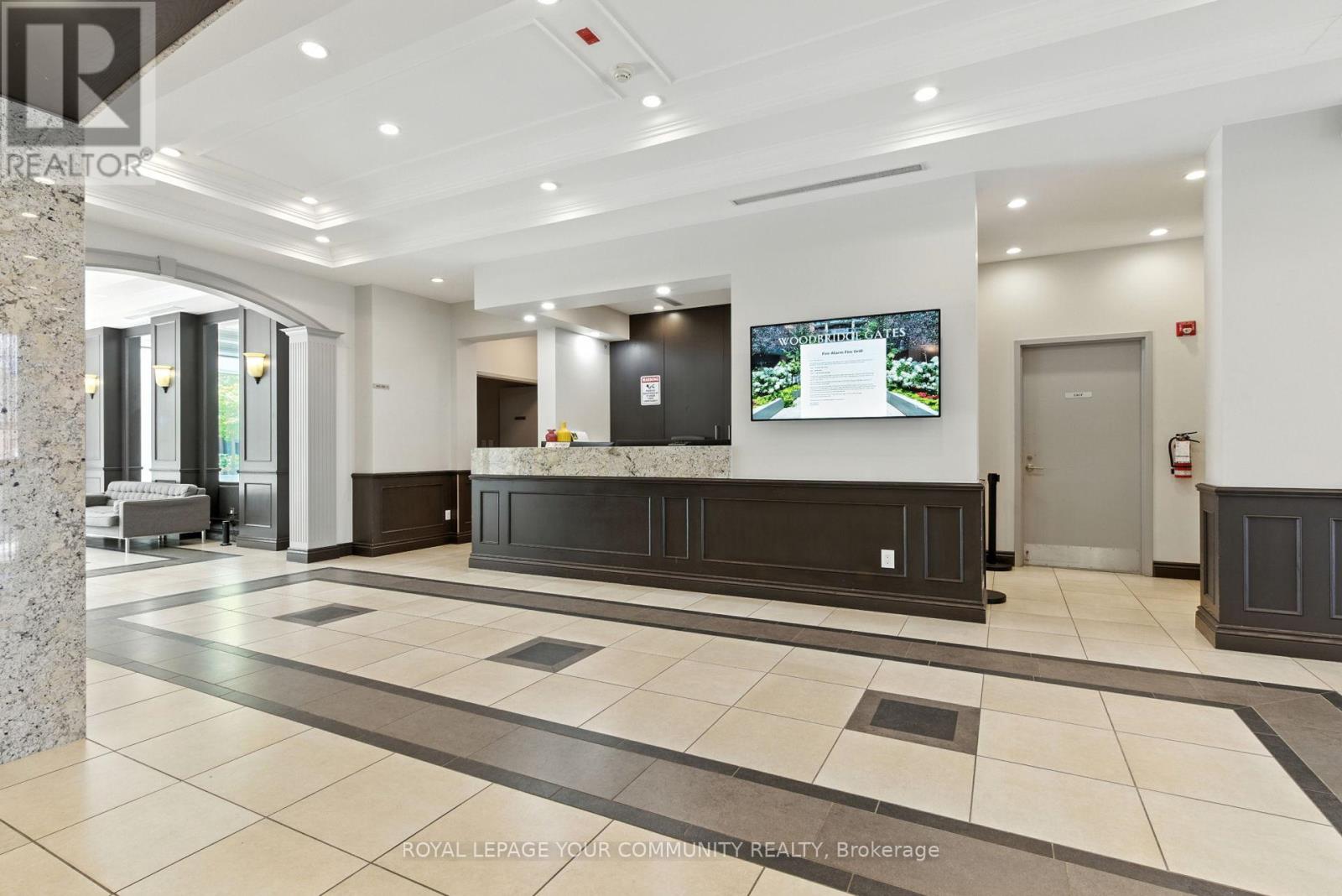 540 - 281 Woodbridge Avenue, Vaughan, Ontario  L4L 0C6 - Photo 6 - N12386491