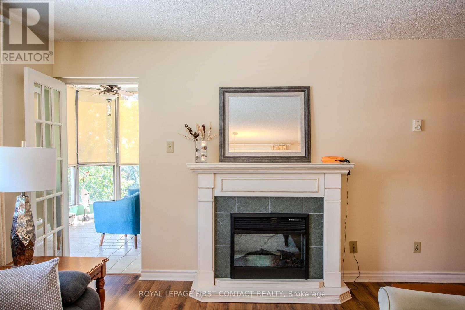 401 - 291 Blake Street, Barrie, Ontario  L4M 1K7 - Photo 16 - S12386494