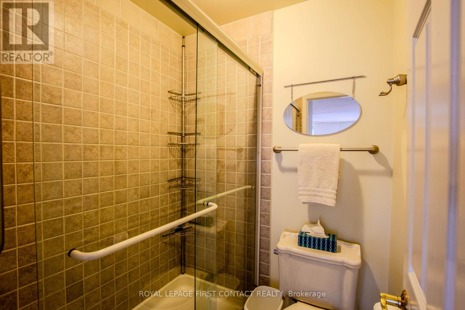 401 - 291 Blake Street, Barrie, Ontario  L4M 1K7 - Photo 25 - S12386494