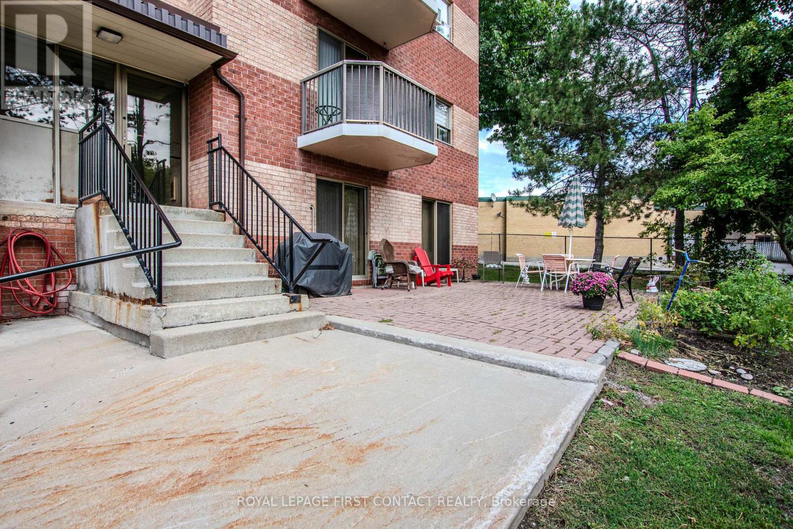 401 - 291 Blake Street, Barrie, Ontario  L4M 1K7 - Photo 39 - S12386494