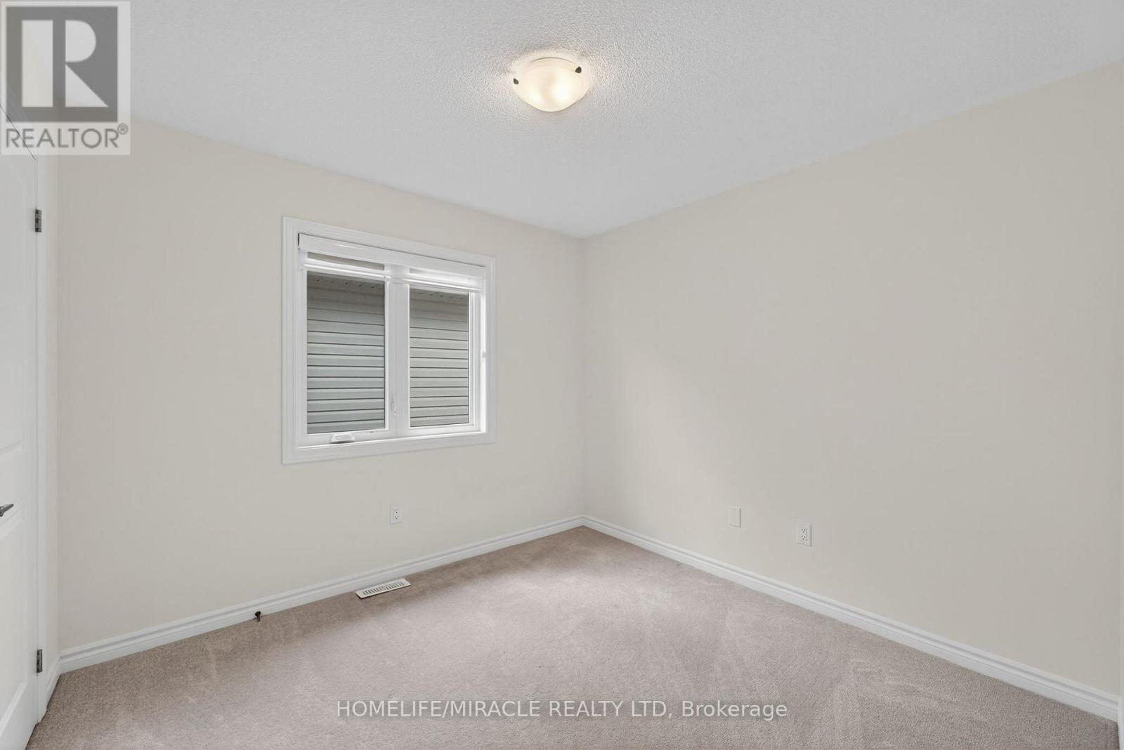 11 Phoenix Boulevard, Barrie, Ontario  L9S 2Z4 - Photo 38 - S12386495