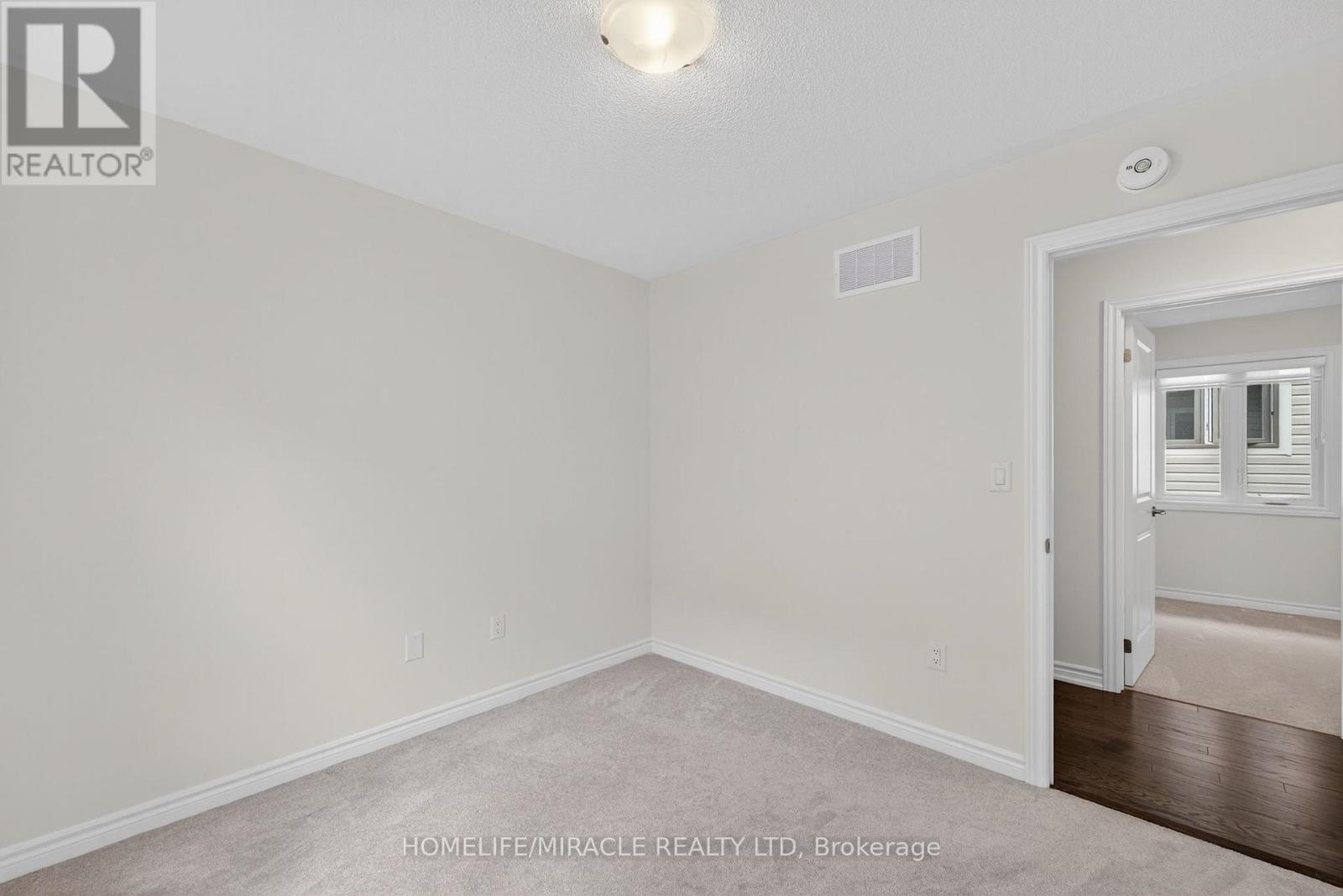 11 Phoenix Boulevard, Barrie, Ontario  L9S 2Z4 - Photo 39 - S12386495