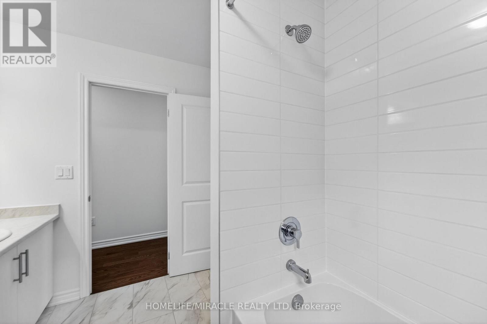 11 Phoenix Boulevard, Barrie, Ontario  L9S 2Z4 - Photo 41 - S12386495