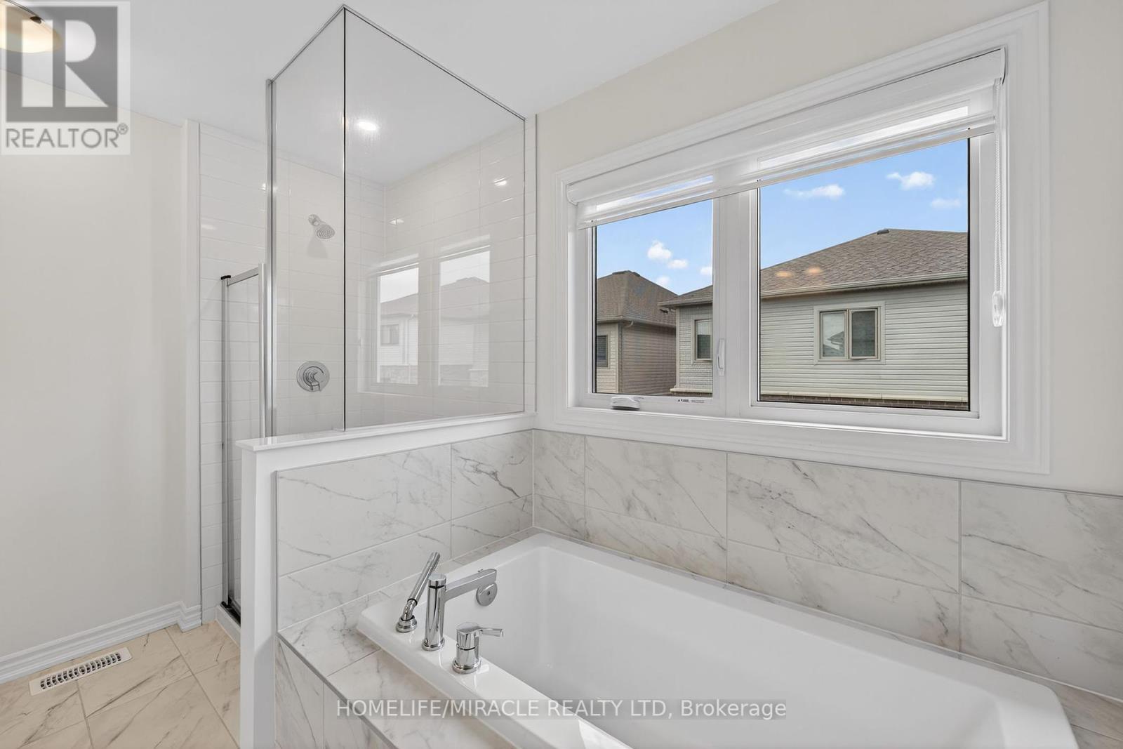 11 Phoenix Boulevard, Barrie, Ontario  L9S 2Z4 - Photo 46 - S12386495
