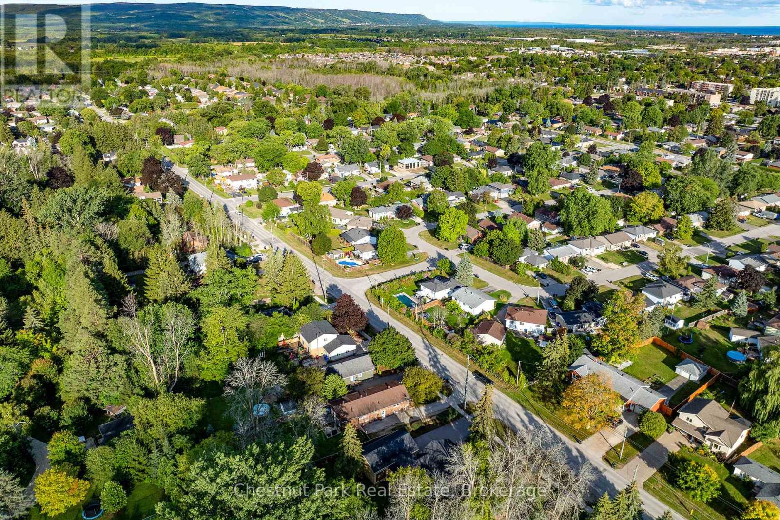 72 Campbell Street, Collingwood, Ontario  L9Y 2K8 - Photo 49 - S12386516