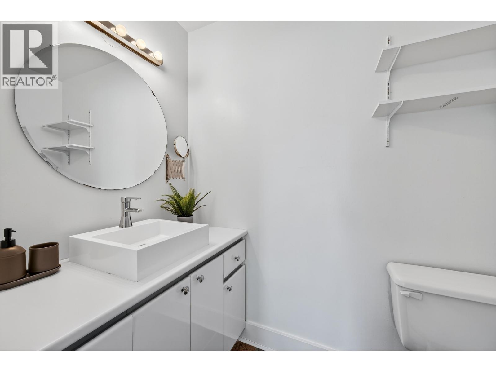 4427 W 7th Avenue, Vancouver, British Columbia  V6R 1X1 - Photo 31 - R3044351