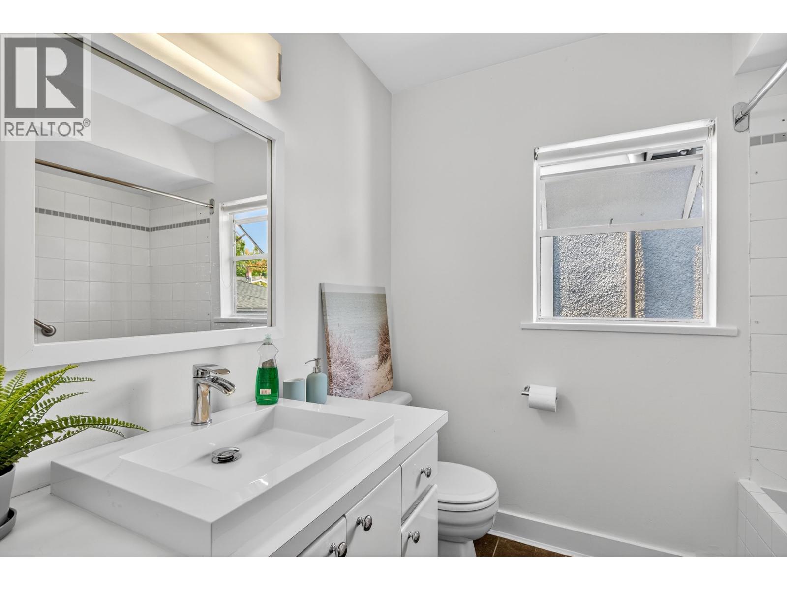 4427 W 7th Avenue, Vancouver, British Columbia  V6R 1X1 - Photo 35 - R3044351