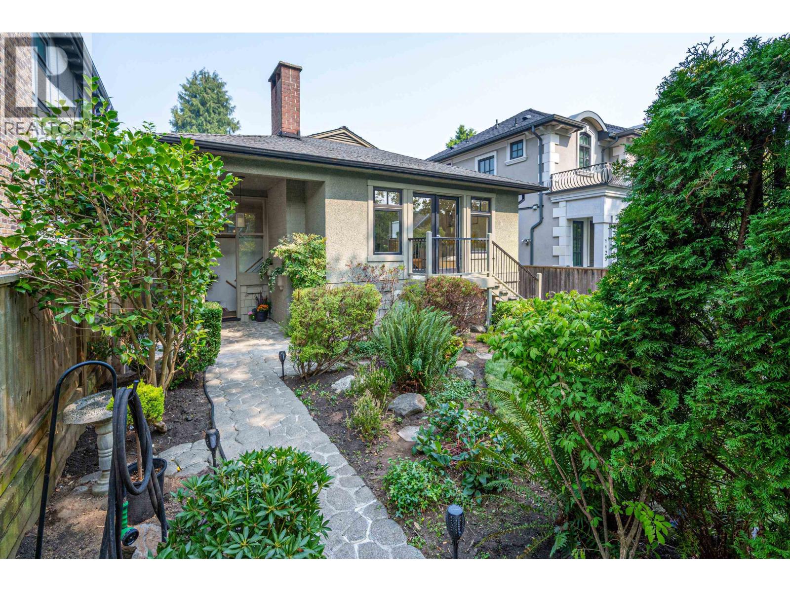 4427 W 7TH AVENUE, Vancouver, British Columbia