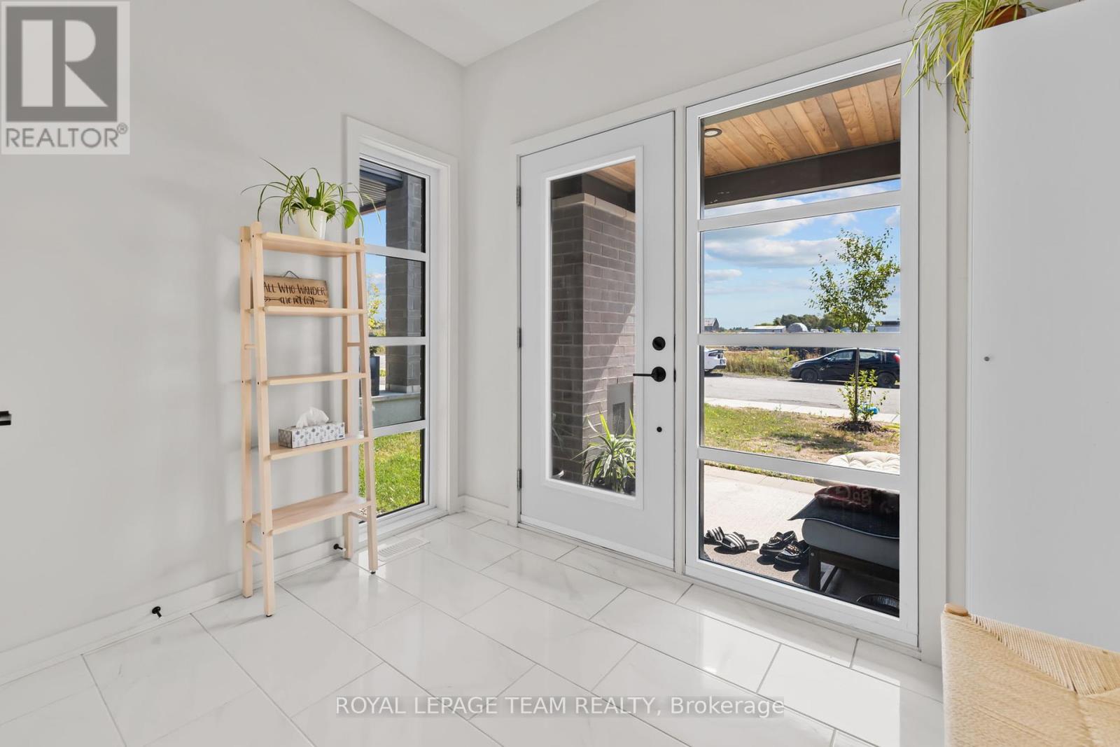978 Acoustic Way, Ottawa, Ontario  K4M 0R1 - Photo 2 - X12386537