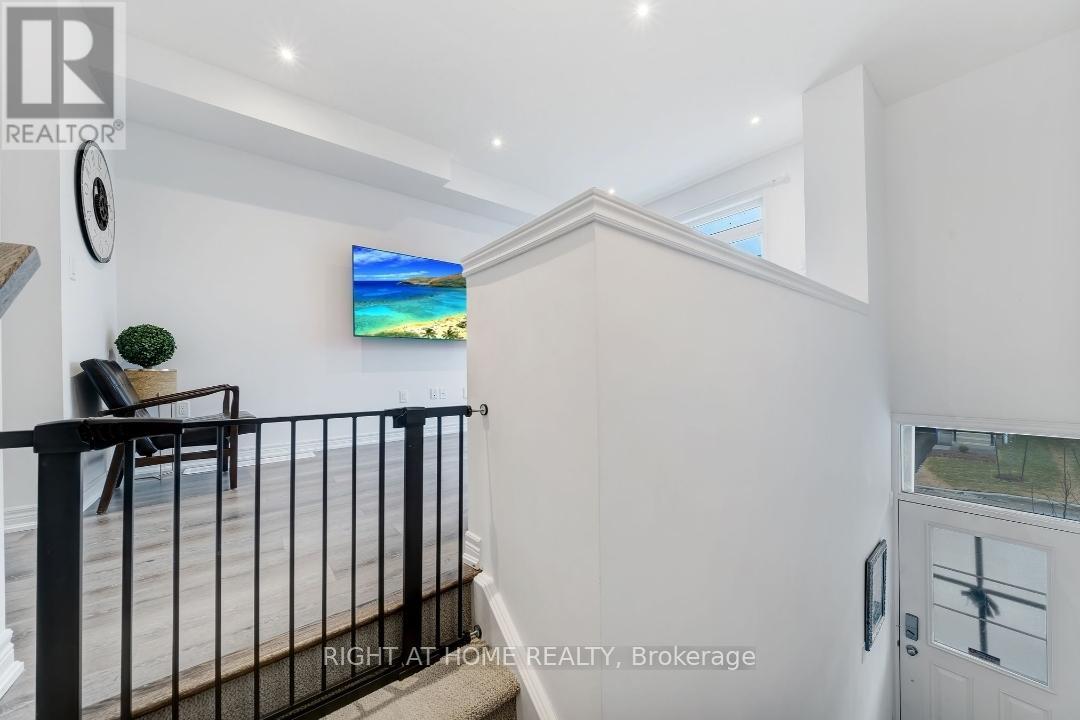 44 - 120 Court Drive, Brant, Ontario  N3L 0N2 - Photo 2 - X12386477