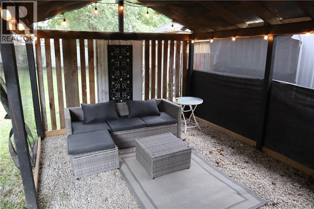 Photo 41 of 50 for 1177 York Street