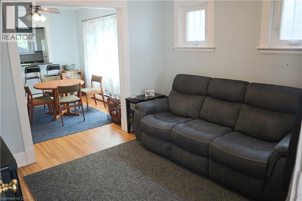 Photo 7 of 50 for 1177 York Street