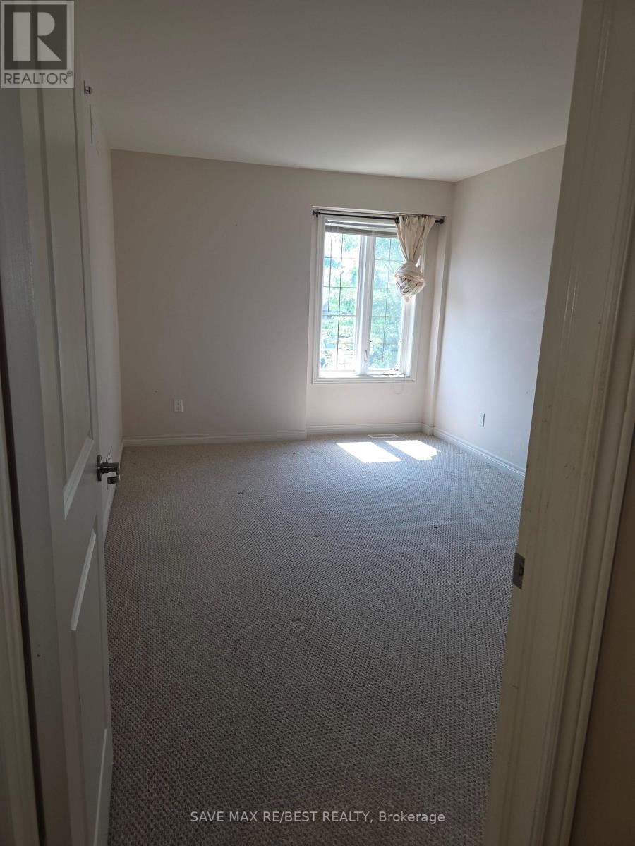 7 Glory Hill Road, St. Catharines, Ontario  L2P 0C7 - Photo 17 - X12346427