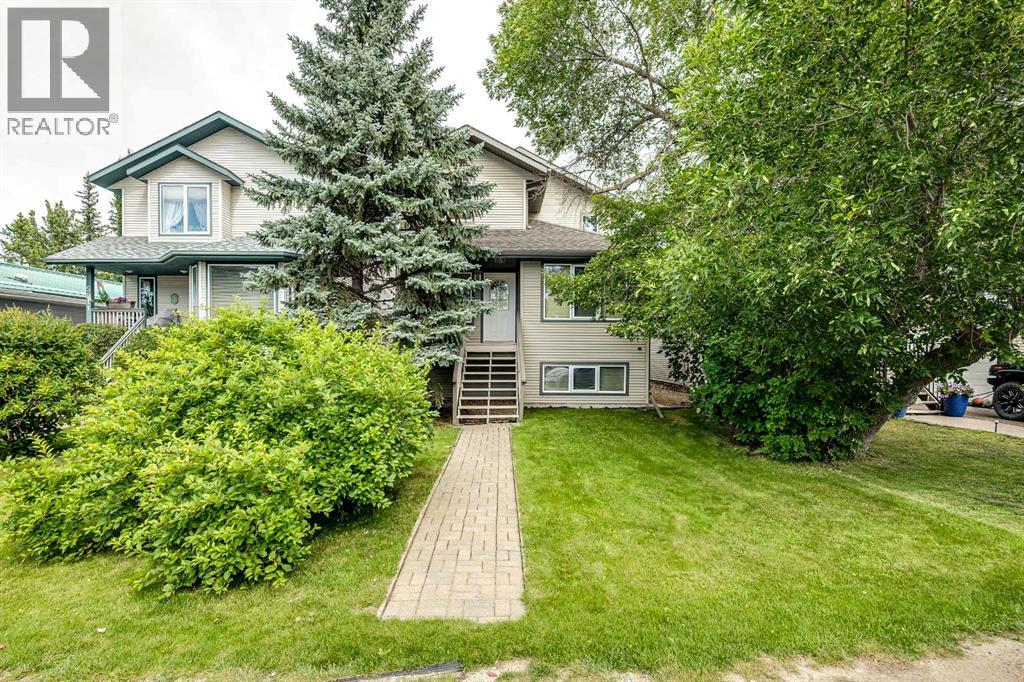 Property at 5009 41 Street image 1