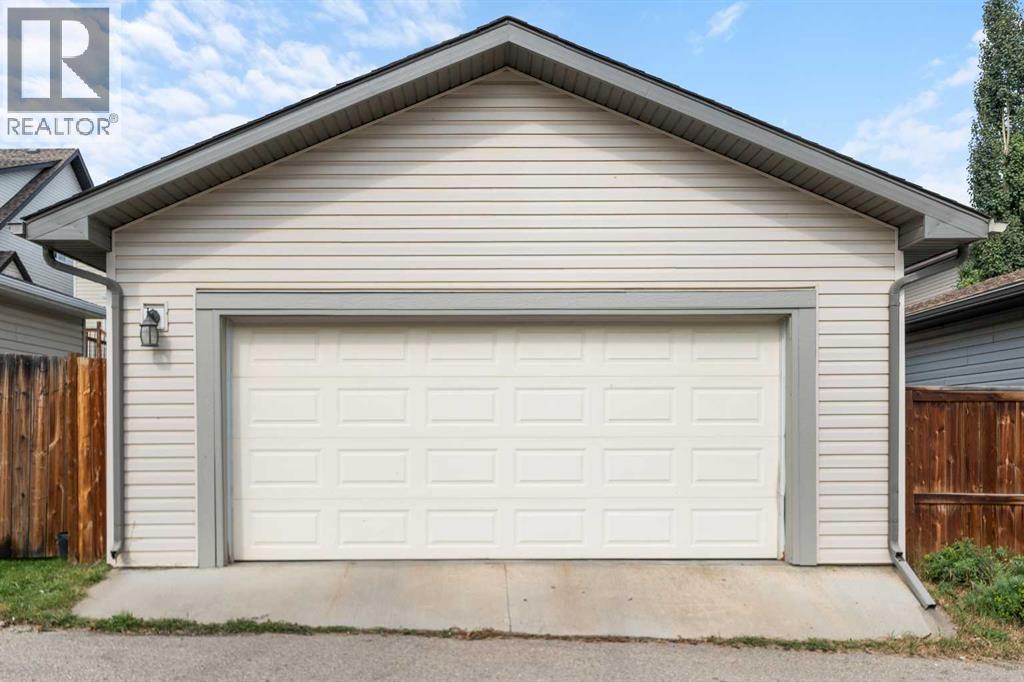 2325 Reunion Rise Nw, Airdrie, Alberta  T4B 0M8 - Photo 33 - A2254866