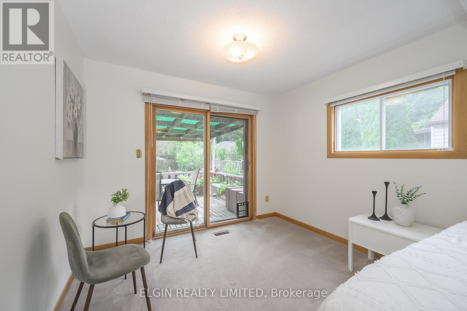 15 Oak Street, St. Thomas, Ontario  N5R 1R5 - Photo 14 - X12386558