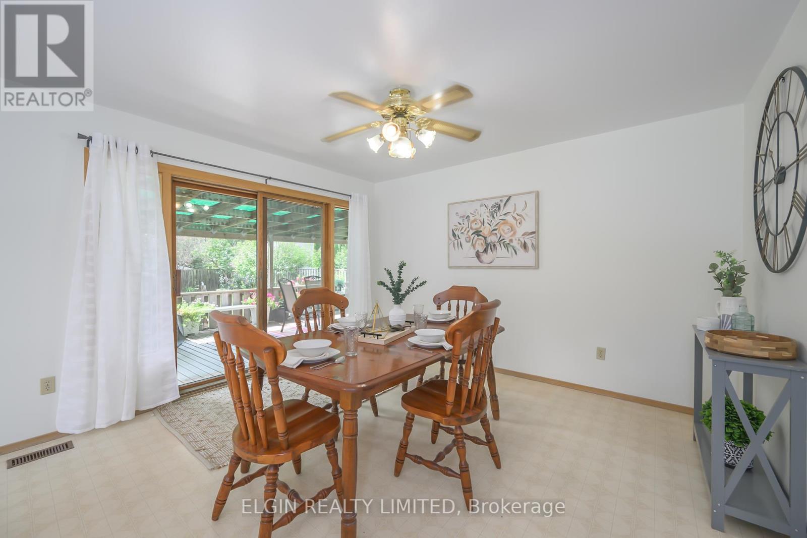 15 Oak Street, St. Thomas, Ontario  N5R 1R5 - Photo 8 - X12386558